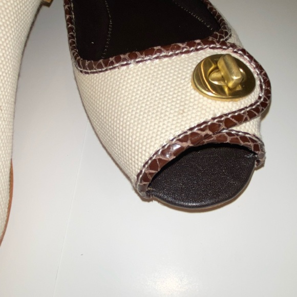 Coach Nicola Canvas and Python Flats. - Picture 7 of 9
